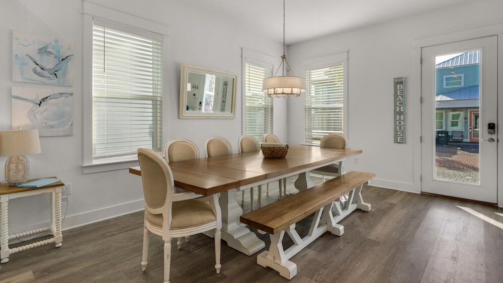 Sleep up to 28 - 2 Homes Side by Side - Close to Beach & Community Pool!