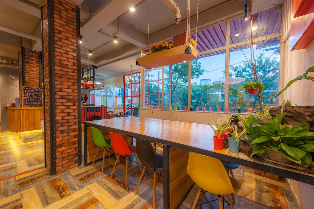 Yangshuo 9 Time Hotel