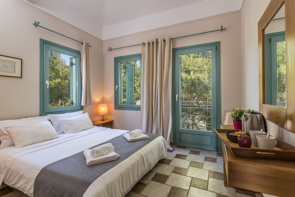 Electra Beachfront Villa