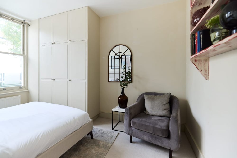 The Fulham Wharf - Glamorous 2bdr Flat With Garden