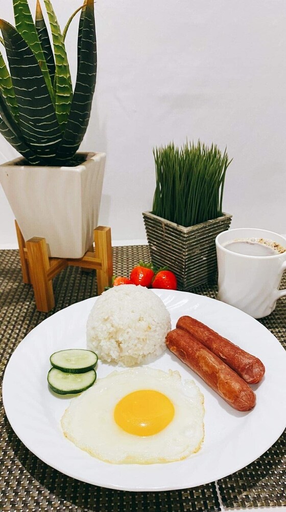 Davao Hub Dormitel Bed & Breakfast