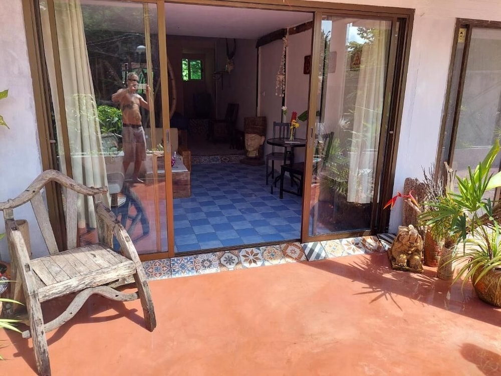 baansikhao yanui