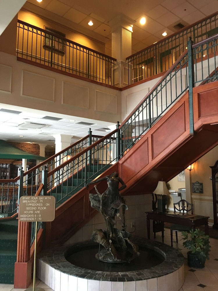 French Quarter Inn