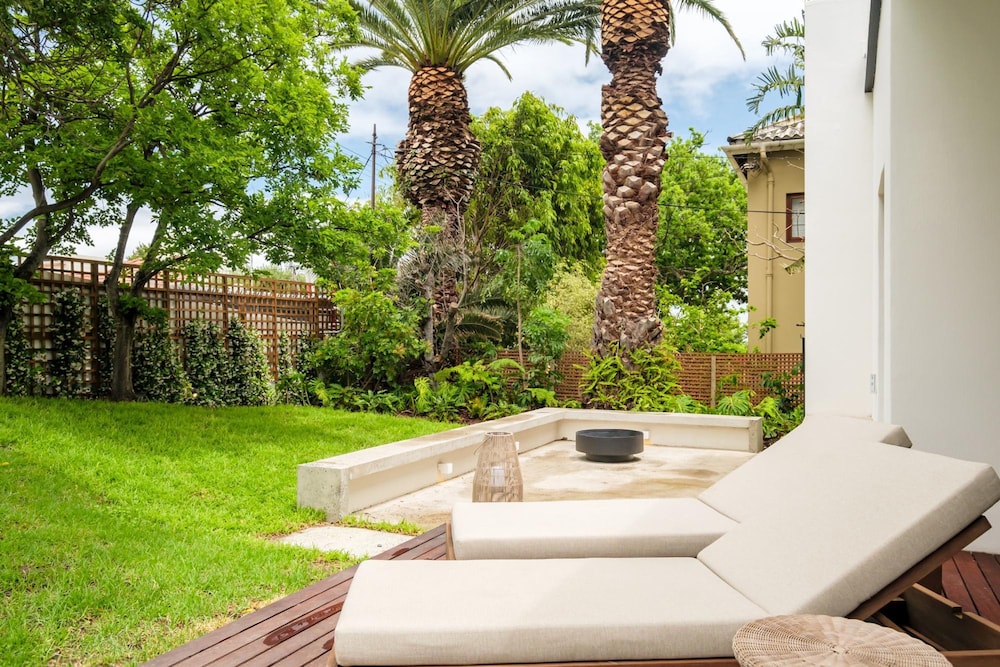 Mountain View Holiday Villa w Garden and Pool Iliwa