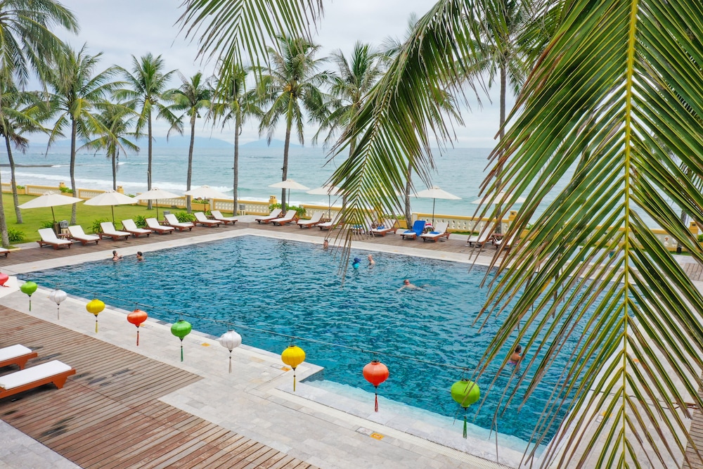 Victoria Hoi An Beach Resort & Spa