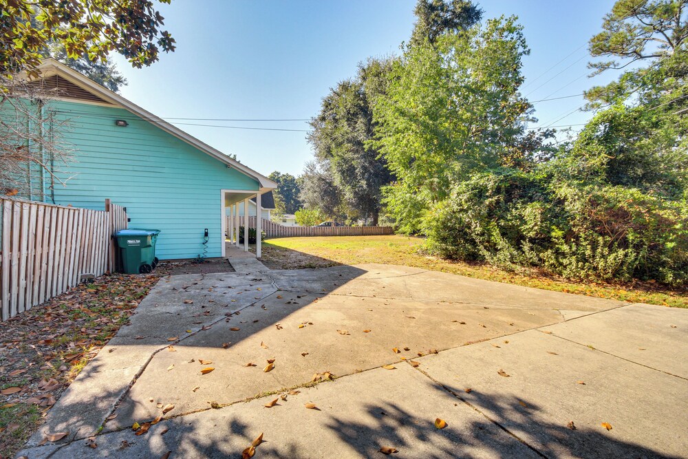 3 Blocks to Beach: Gulfport Family Home view 5