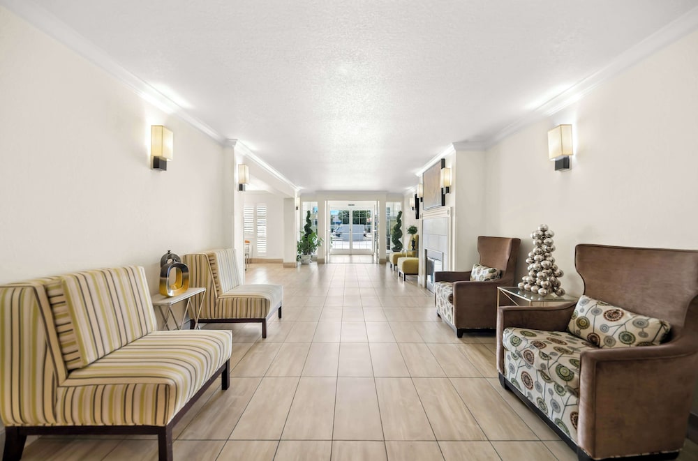 Los Banos Vacations - Best Western Executive Inn - Property Image 2