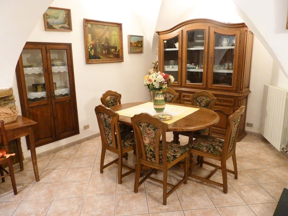 Casa Mamma Rosetta, one Step Away From the Sea, the Mountains and the Cycle Path
