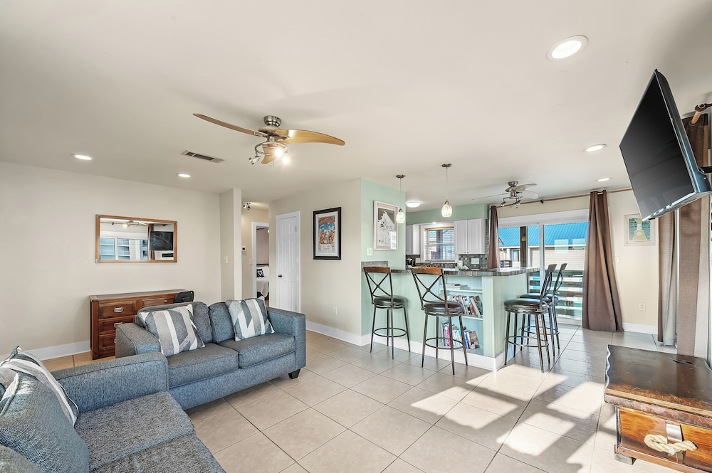 Gulf View 23