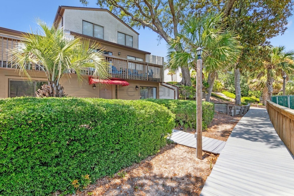 2622 Forest Ridge #c2 3 Bedroom Condo