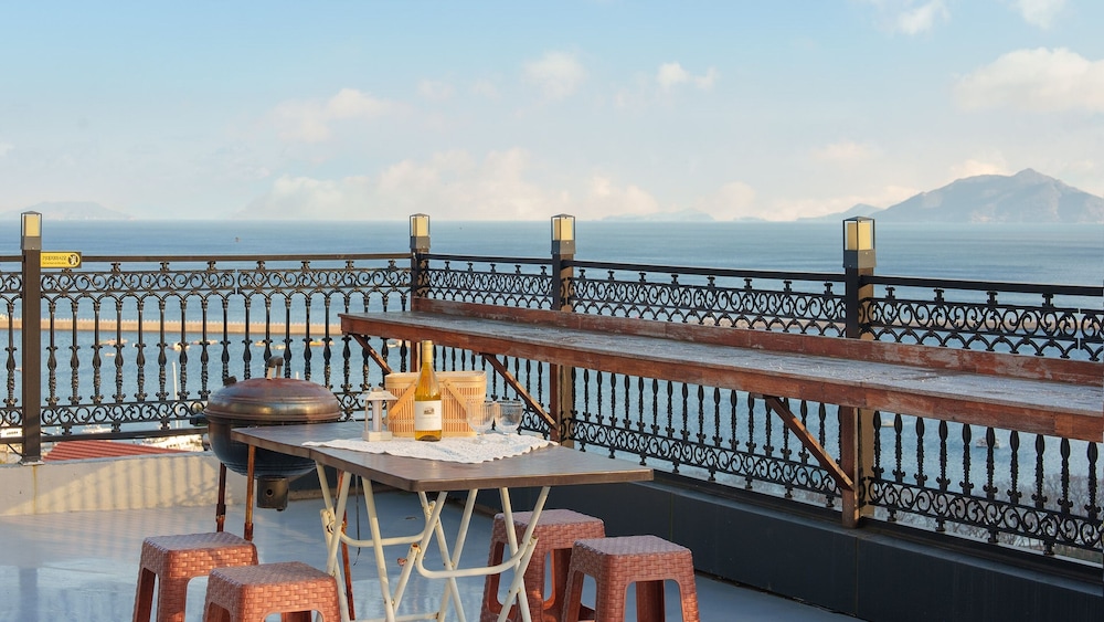 Namhae Onview Pension