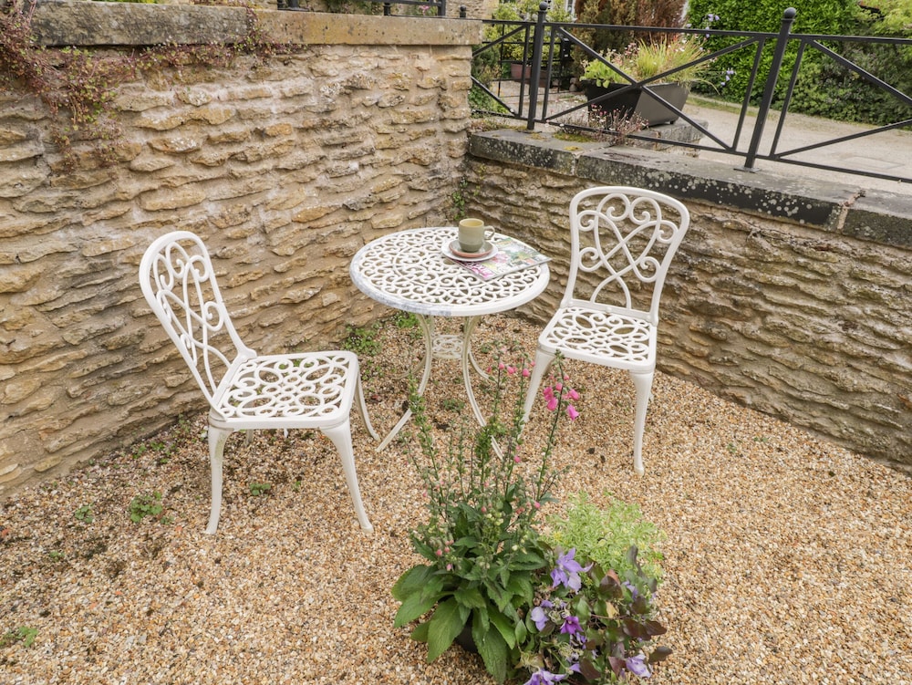 Snowdrop Cottage