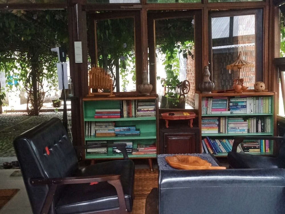 Bagas Zakariah Orchard Lodge
