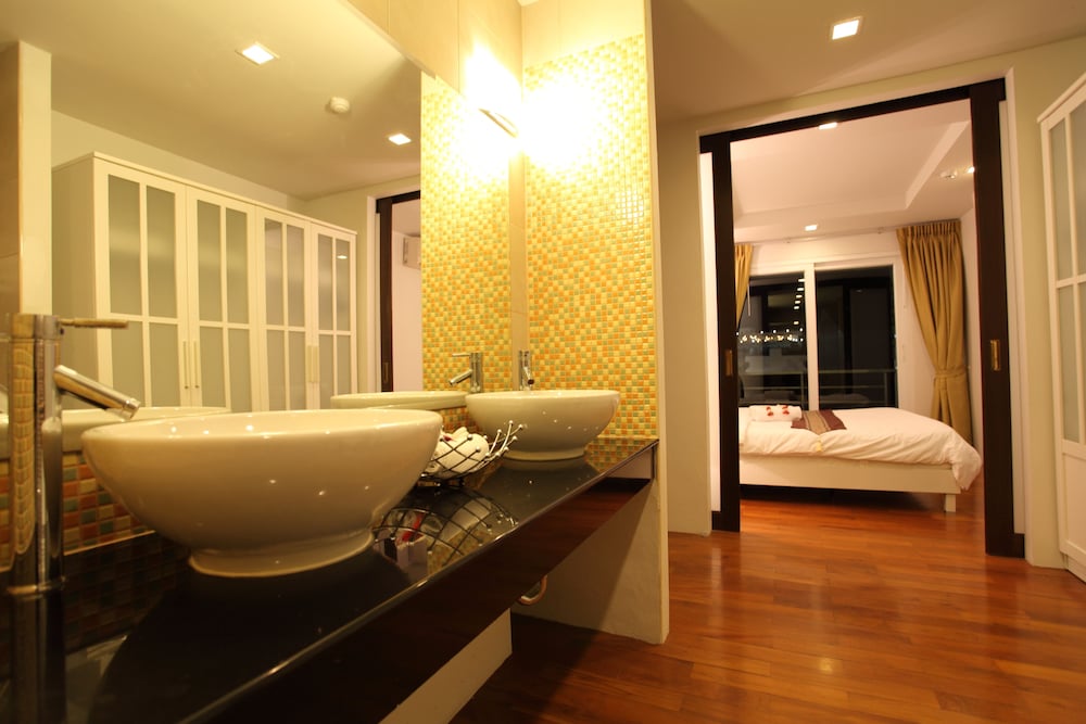 The Haven Lagoon Condo Patong view 4