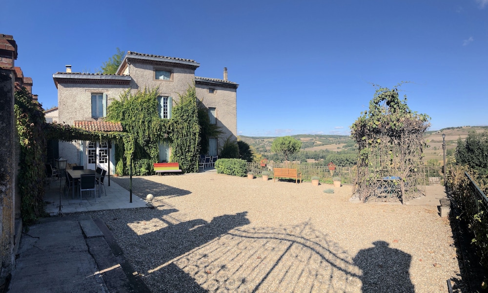 Photo 18