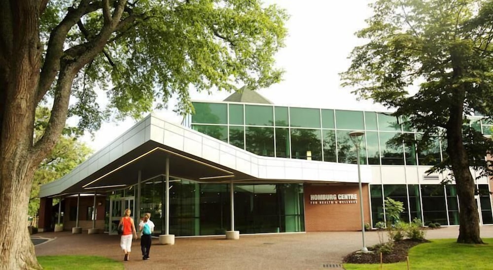 Hotel Saint Mary's University Residence Summer Accommodations - Image 1