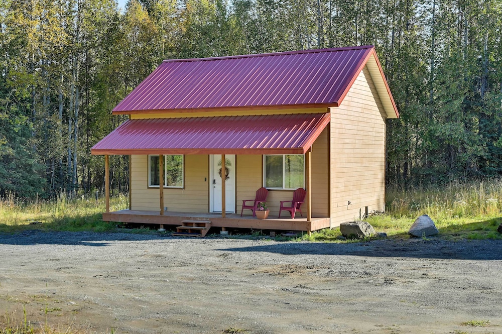 Soldotna Vacation Rental ~ 8 Mi to Kenai River! view 4