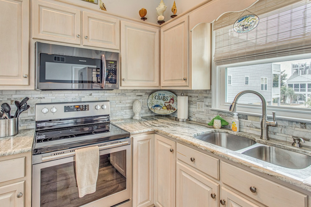 Walk to Ocean: Sunset Beach House w/ 3-level Deck!