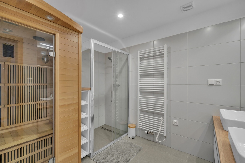 Villa in Krkonose With Sauna and Forest Views