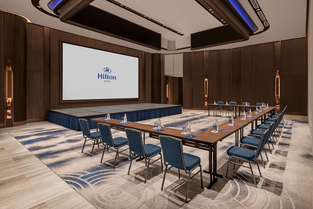Hilton Saigon 54