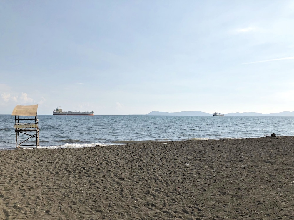 Filipina Beach Resort
