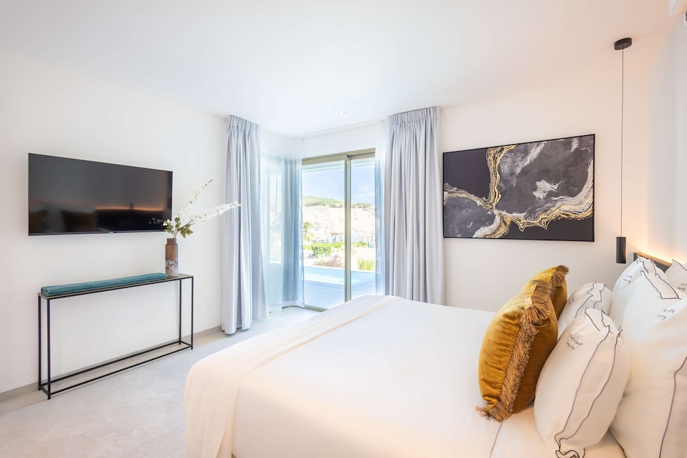 Cielo Azul Luxury Living The Cape at Blue Bay