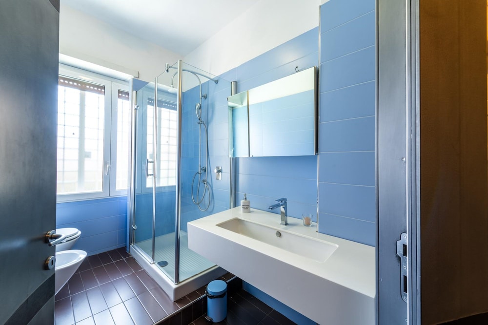 Casa di Ele in Rome With 1 Bedrooms and 1 Bathrooms