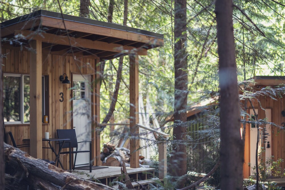 Heartwood Retreats
