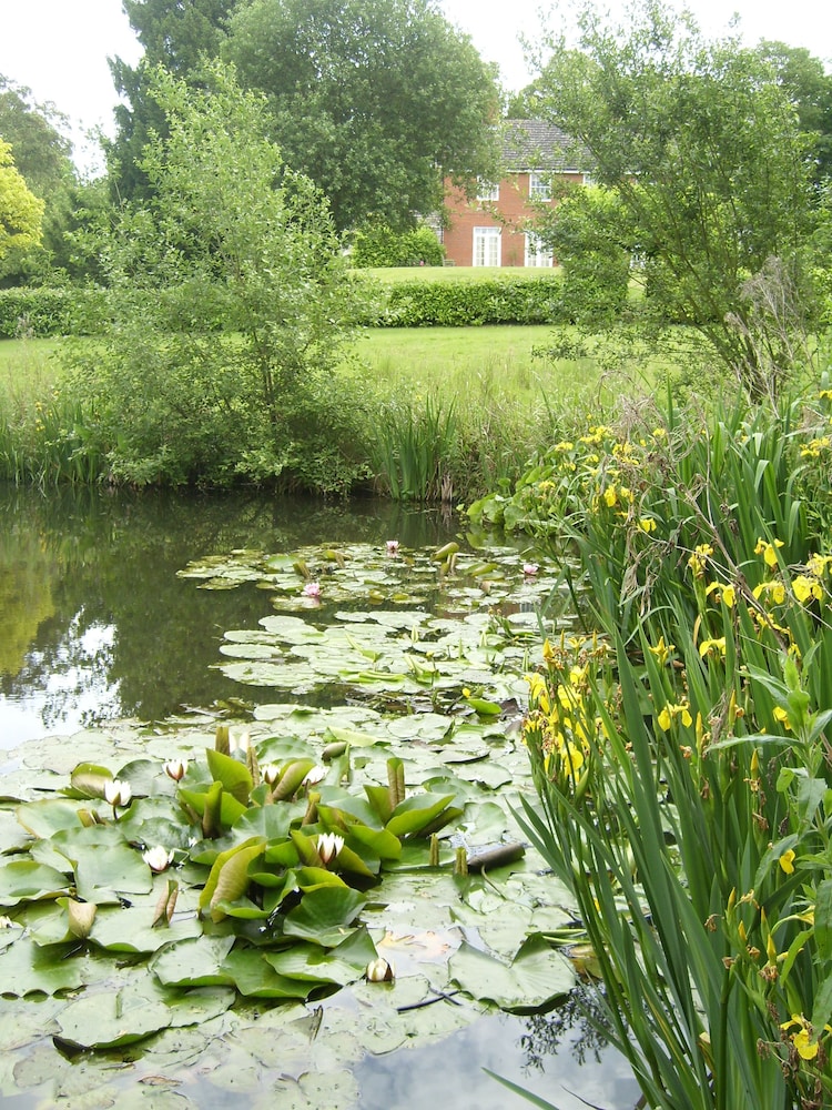 The Hall Farm B & B