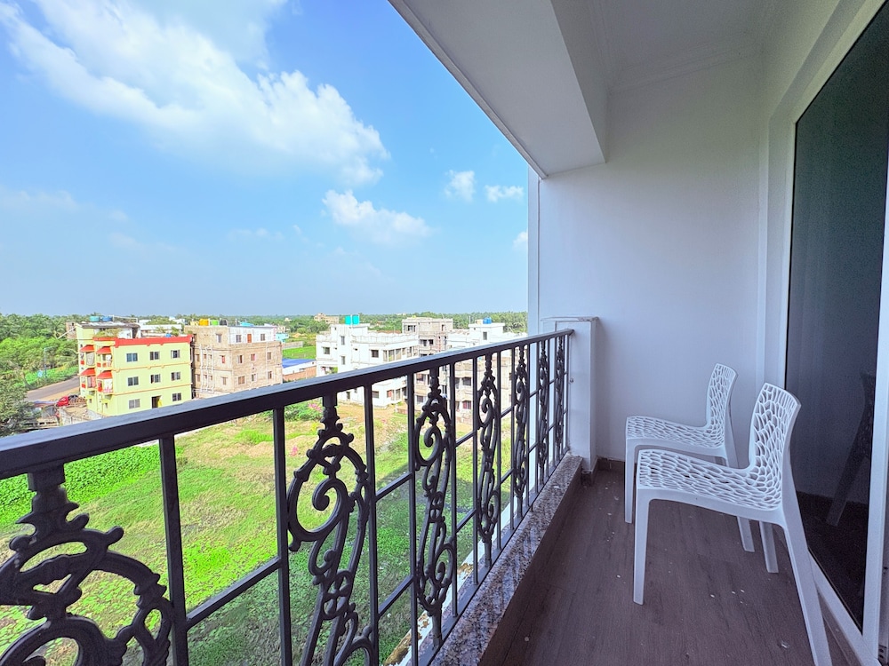 Hotel Jairam Way Bay