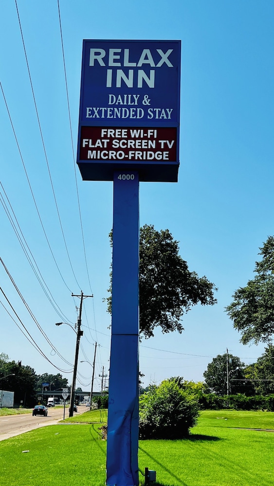 Memphis Vacations - Relax Inn - Property Image 1
