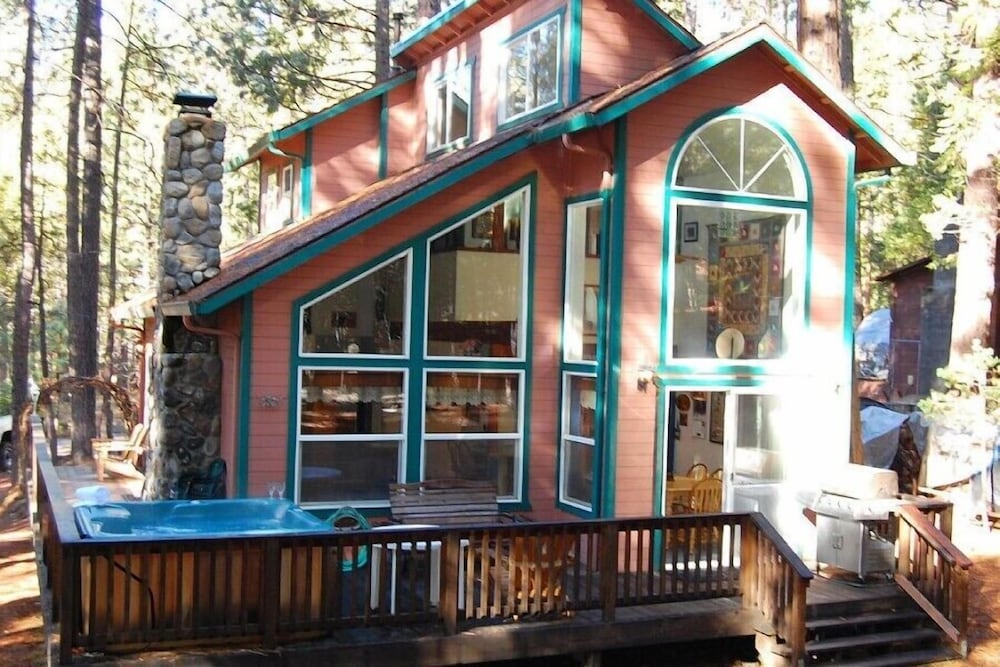 Yosemite Scenic Wonders - Wawona Area