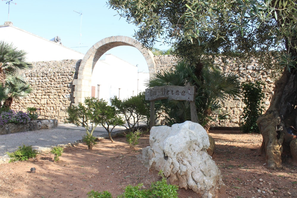 Azienda Agrituristica Masseria La Verna