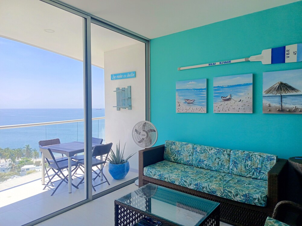 Apartasuites Sierra Beach - Vista al Mar