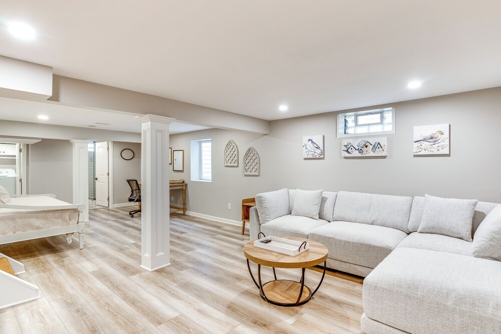 Screened Patio & Fire Pit: Modern Westerville Home