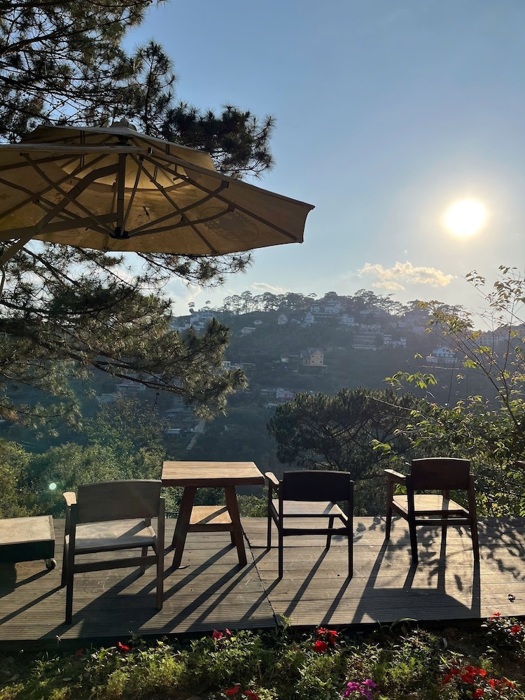 Dong Homestay