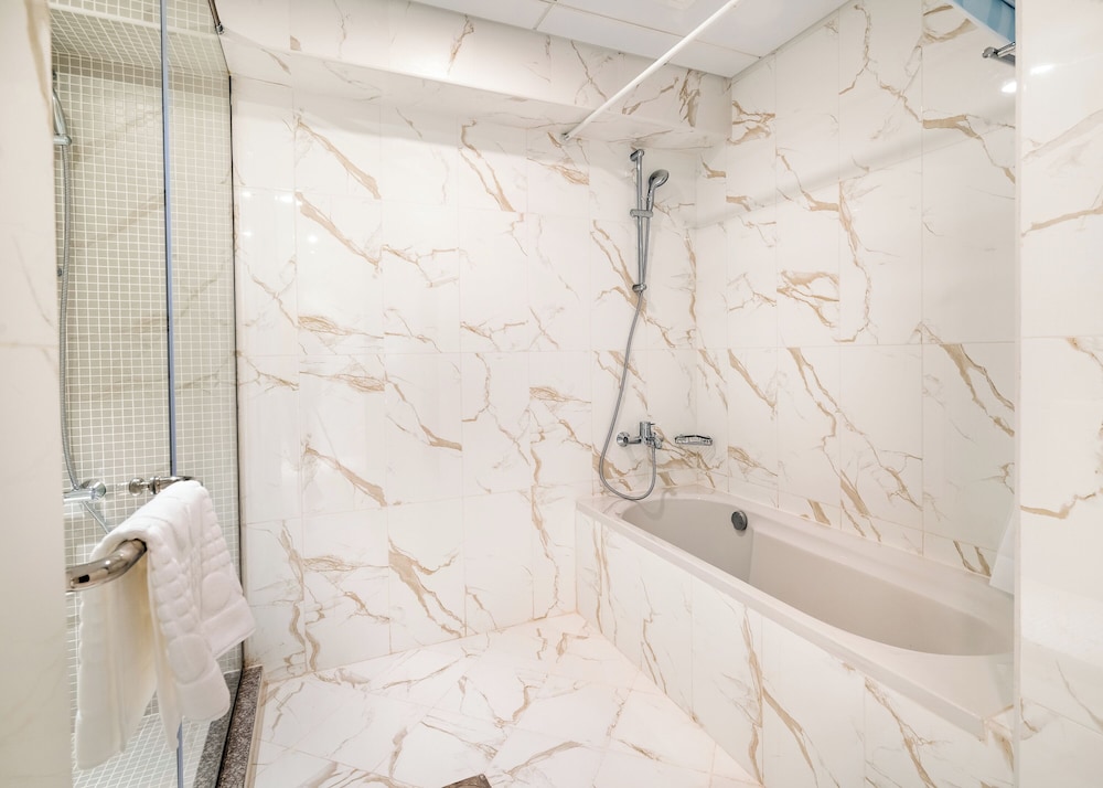 Simply Comfort Suites in Sarai Palm Jumeirah