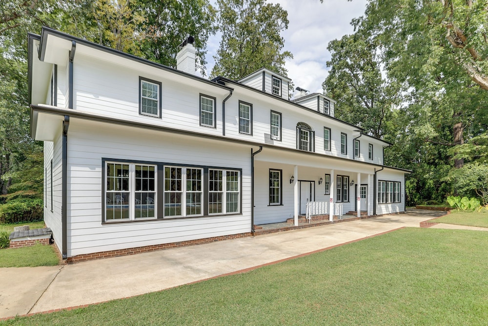 Westwind Estate Apt 6 Mi to Dtwn Spartanburg