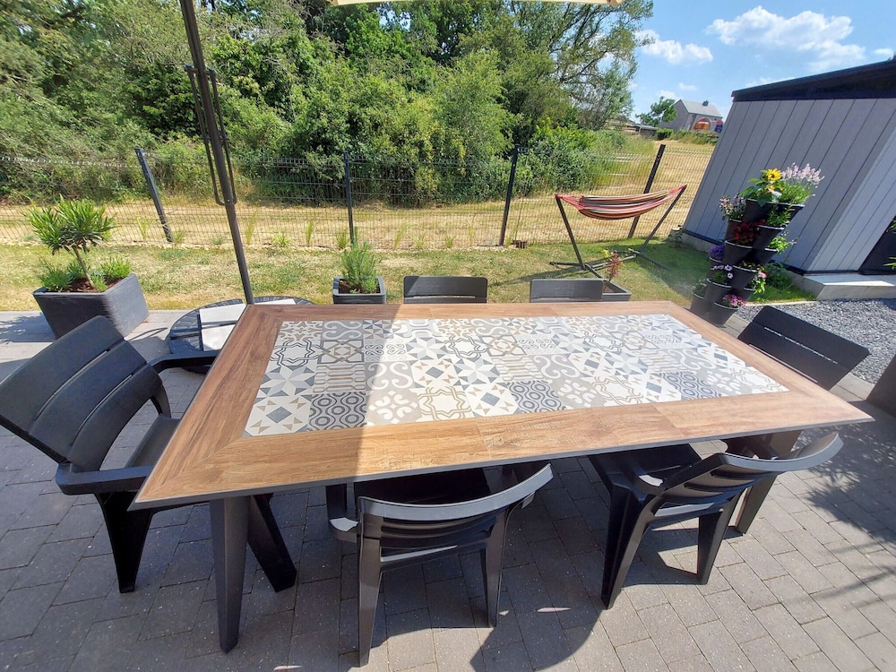 Holiday Home in Noiseux With Fenced Garden