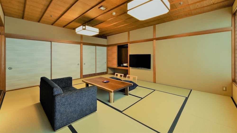 Awazu-Spa Tourist Hotel Kitahachi