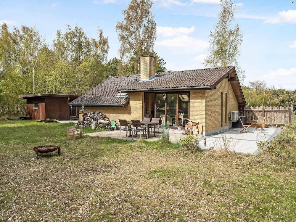5 Star Holiday Home in Rodby