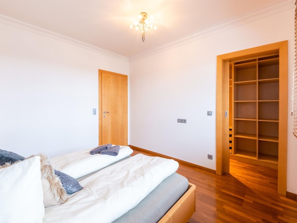 Apartment in Niedernsill Near Ski Slopes