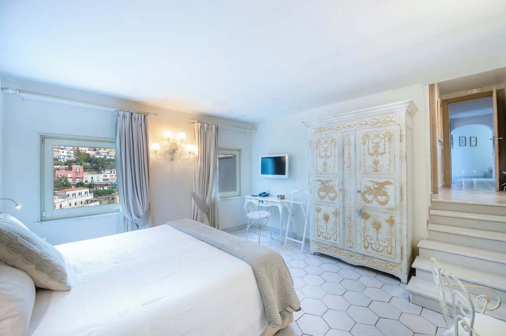Villa In Positano With Luxury Spa & Amazing View