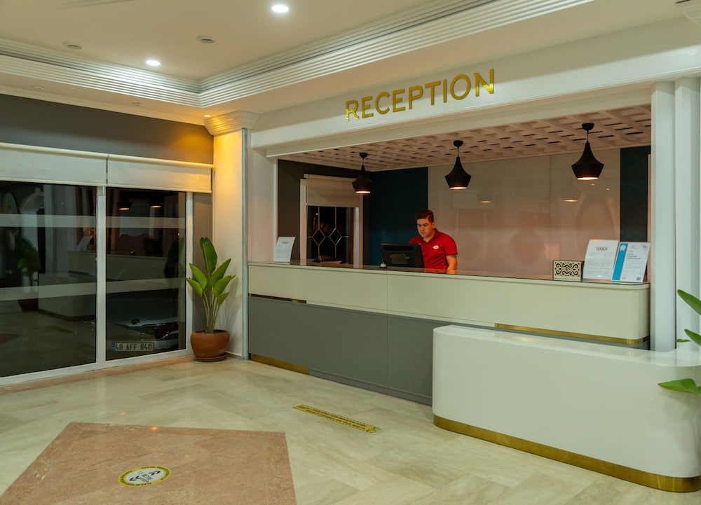 Tiana Beach Tatil Köyü - Her Şey Dahil - Image 5