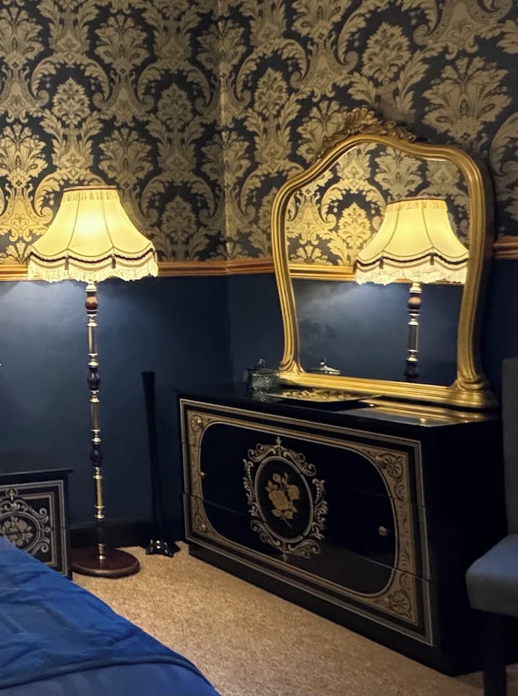 The Angove Guest House