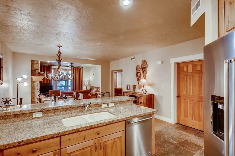 Park City Ski Resort - Town Pointe Condos