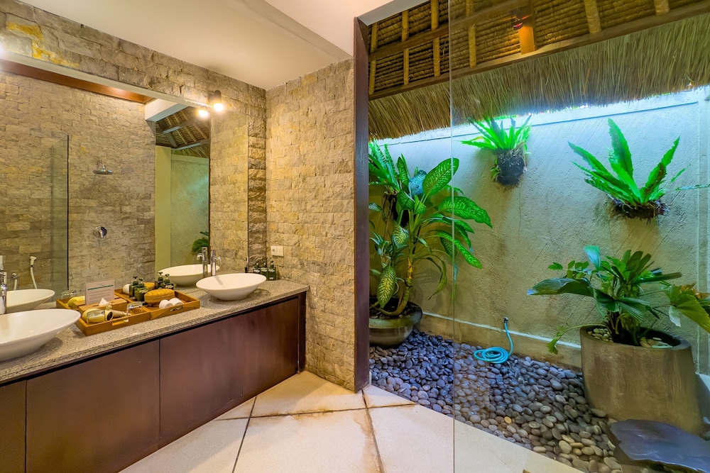 Villa Bugis Abimanyu Seminyak