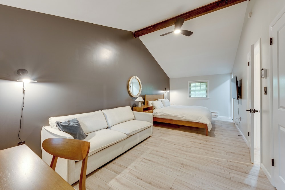 Lake Access at Family-friendly Home in Tobyhanna