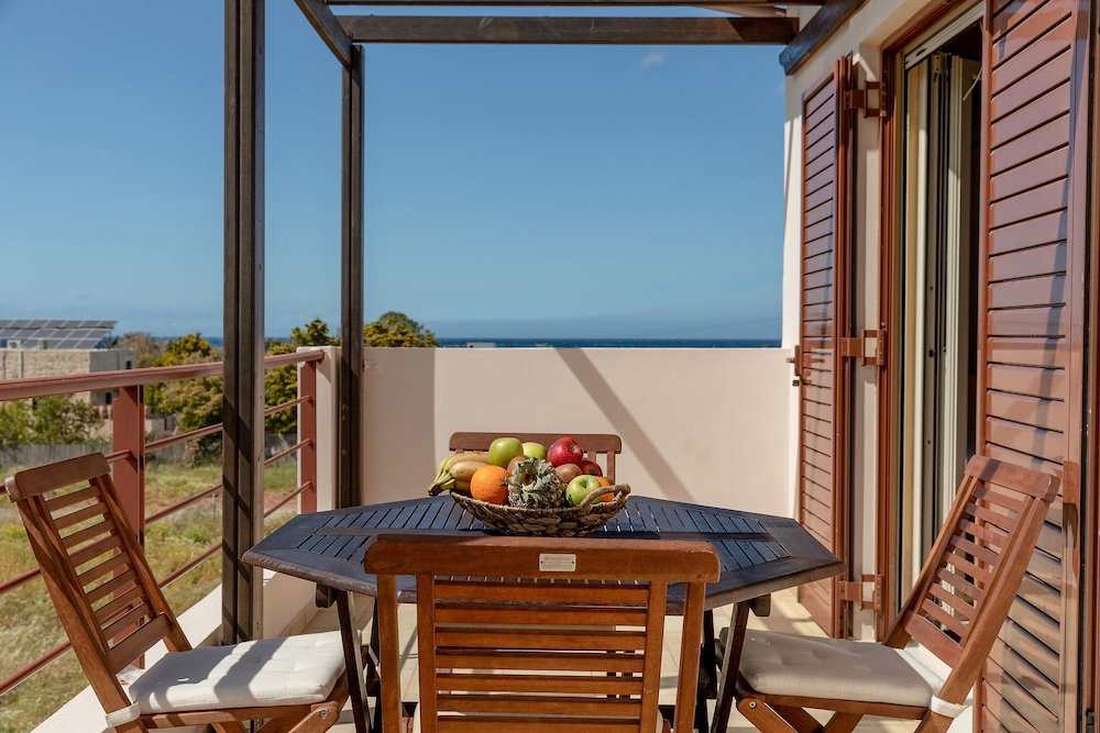 Apollo Sea View Apartment view 4