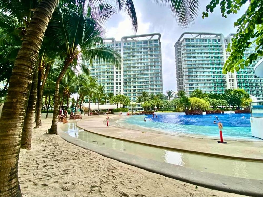 Value Yourself Luxury Beach Near Airport